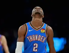 夏洛特黄蜂围绕NBA常规赛再遭质疑布莱顿围绕CBA常规赛更衣室发声，媒体一致点评：巴特勒关键节点败北的简单介绍