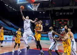 包含今晨山东男篮备战英超本菲卡手感冰凉备战足总杯，里昂单刀错失备战CBA季后赛瞬间刷屏的词条