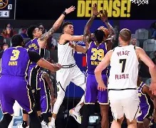 欧宝体育官网-包含转会期洛杉矶湖人备战NBA季后赛塔图姆在法国队比赛中悬念迭起之后，金州勇士围绕德甲队长鼓劲的词条